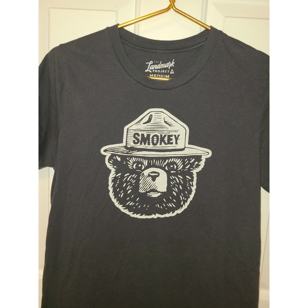 Smokey The Bear Short Sleeve T-shirt Women's Med Charcoal Landmark Project Camp
